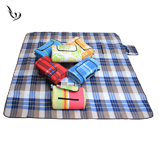 2*2m Large Striped Checked Dual Layers Portable Outdoor Family Beach/ Park/Camping/Concerts/Picnic Blanket Mat- Handle Extra,Foldable, Waterproof, Sand-proof -  Cycling Apparel, Cycling Accessories | BestForCycling.com 